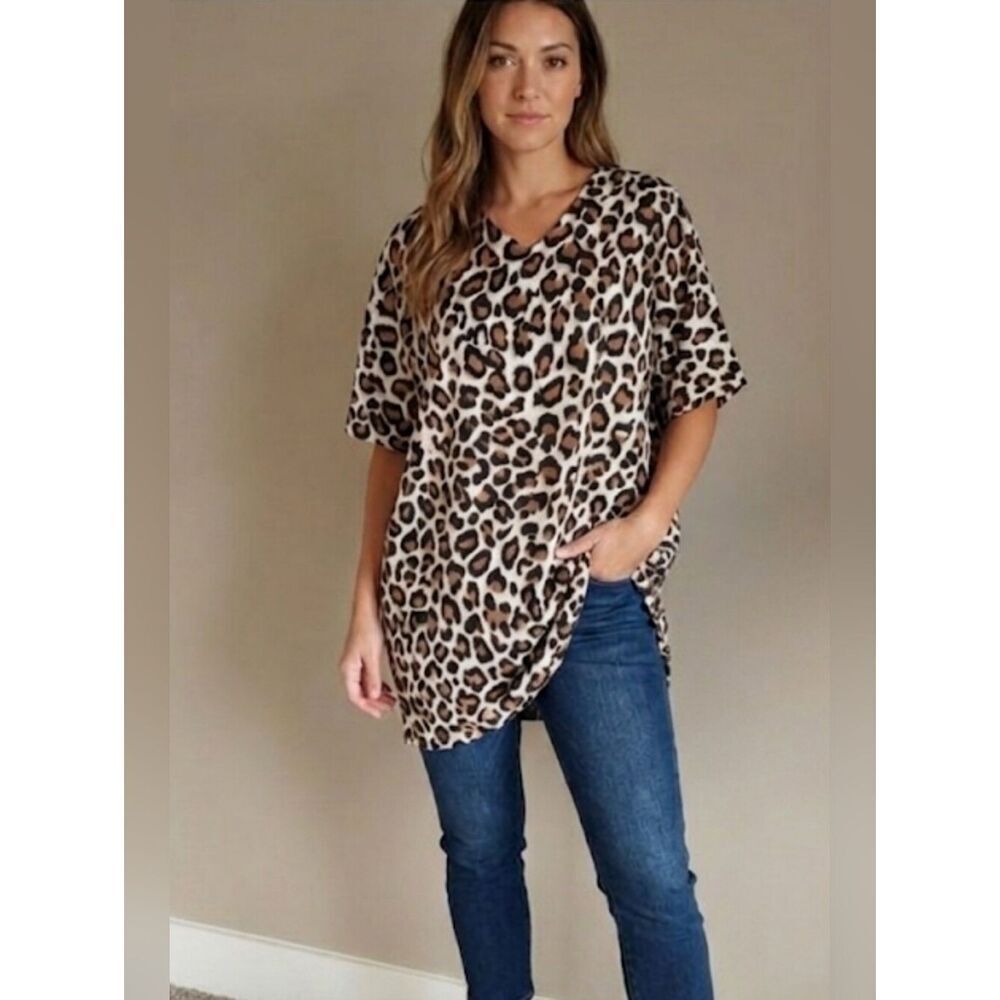 Chico's Top/Tunic Leopard Print Sz 4P
